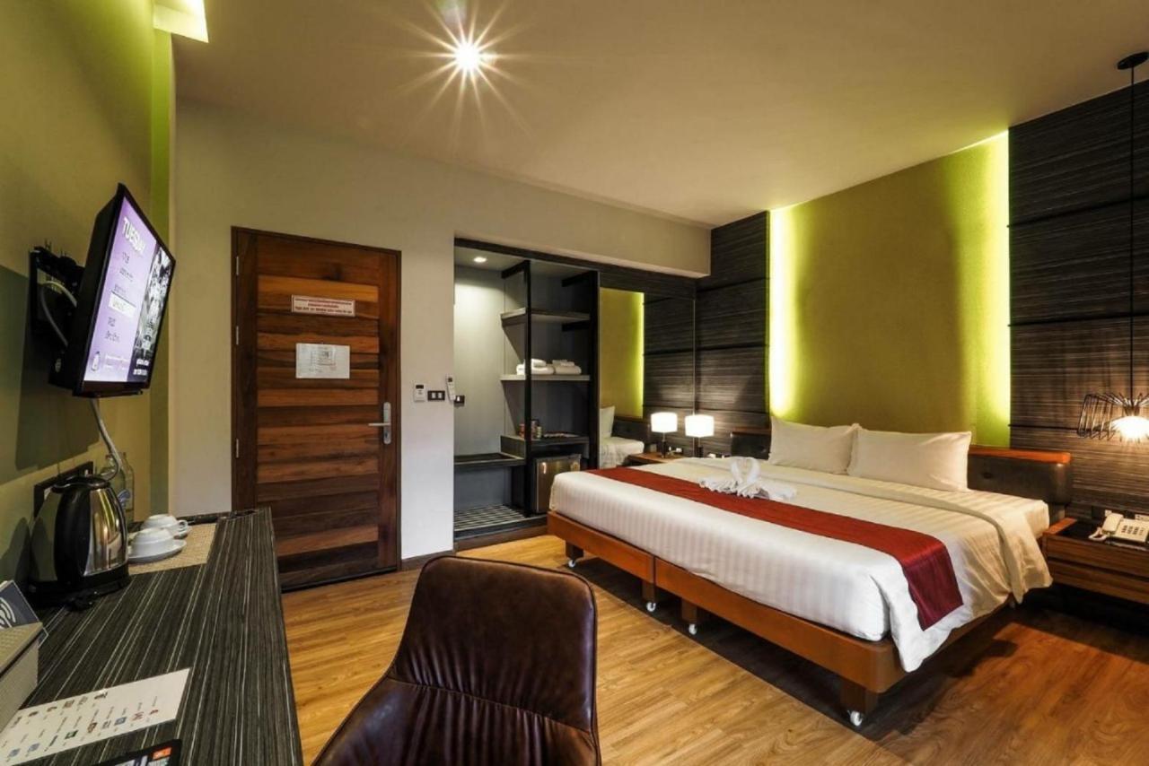 The Glory Gold Hotel Khao Lak Eksteriør billede