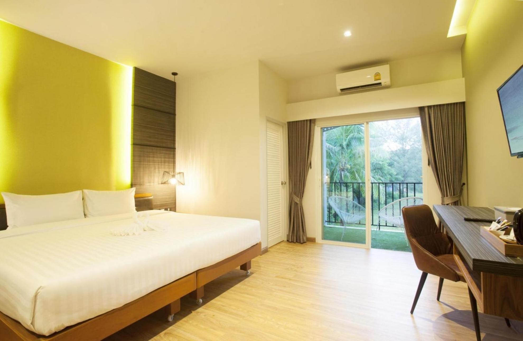 The Glory Gold Hotel Khao Lak Eksteriør billede
