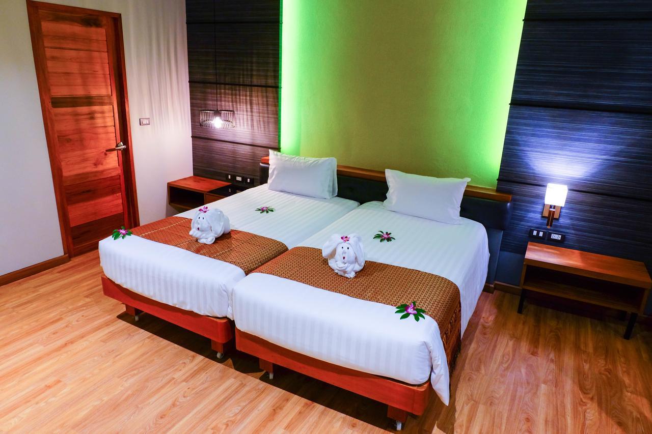 The Glory Gold Hotel Khao Lak Eksteriør billede