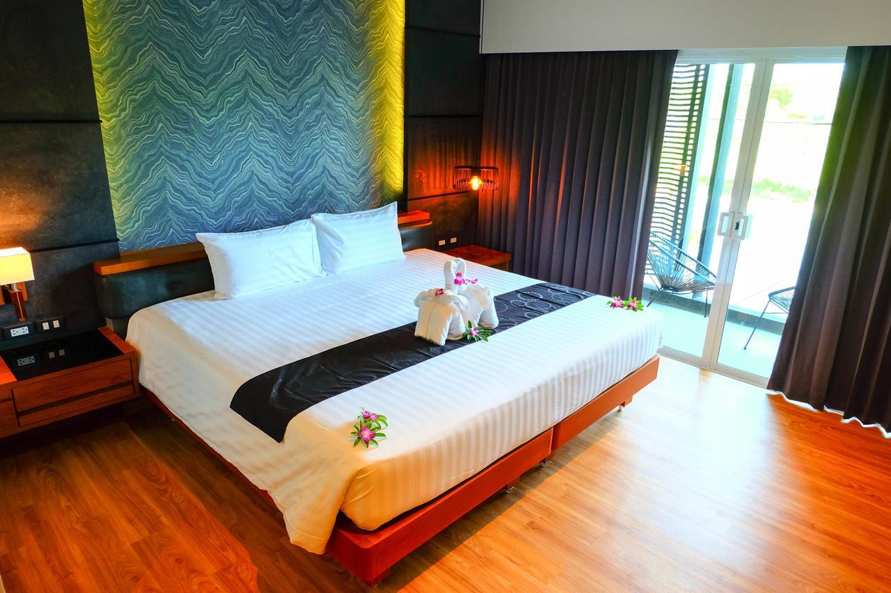 The Glory Gold Hotel Khao Lak Eksteriør billede